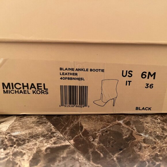 Michael Michael Kors Blaine Black Leather Booties Size 6 - Picture 16 of 16